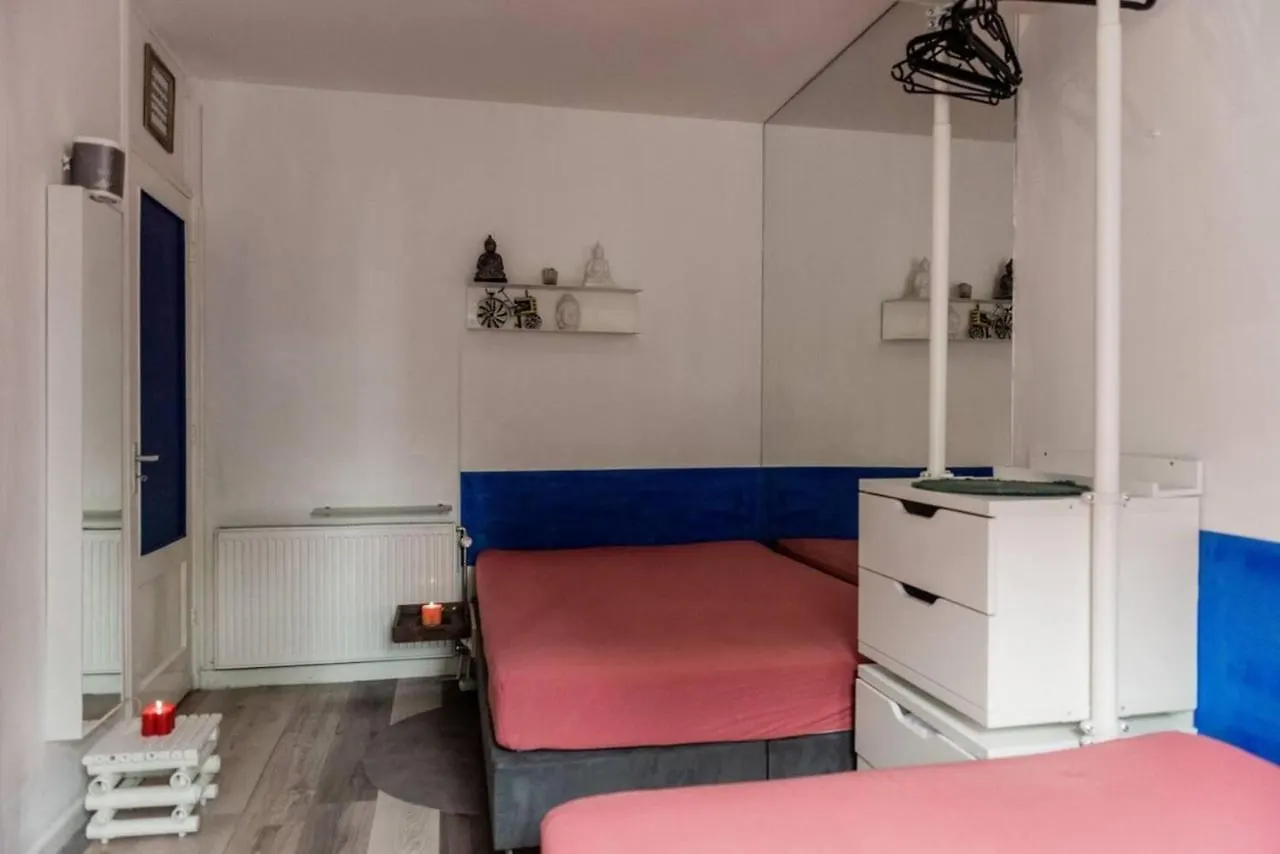 Nice 2 Double Bed In Sunny House In Amsterdam West Netherlands